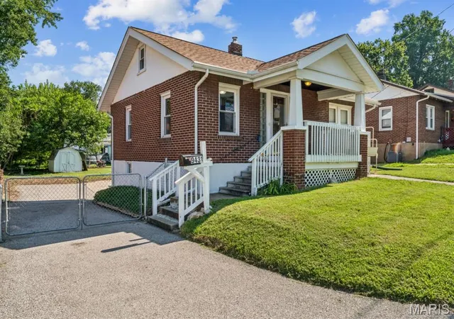 Homes for sale in St John, MO | 9431 Burdella Ave, St John, MO 63114 | MLS# MIS26039664