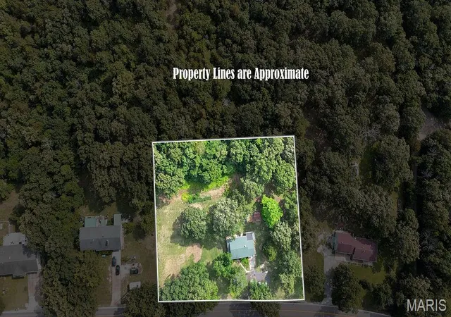 Homes for sale in De Soto, MO | 4950 State Road Y, De Soto, MO 63020 | MLS# MIS26039675