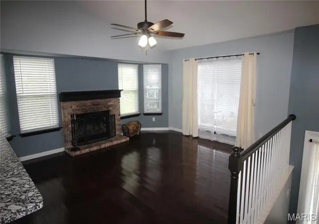2nd image of 1511 Glenn Brooke Woods Cir, Ballwin, MO 63021 | MLS# MIS26039683