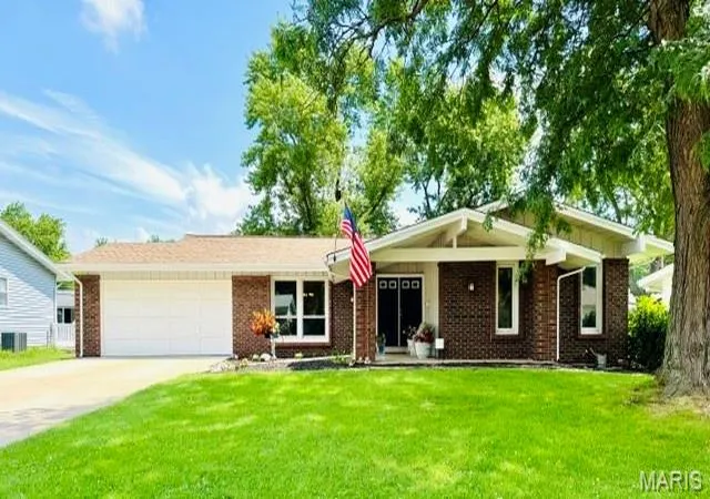 Homes for sale in Hazelwood, MO | 741 Lamplight Ln, Hazelwood, MO 63042 | MLS# MIS26039696