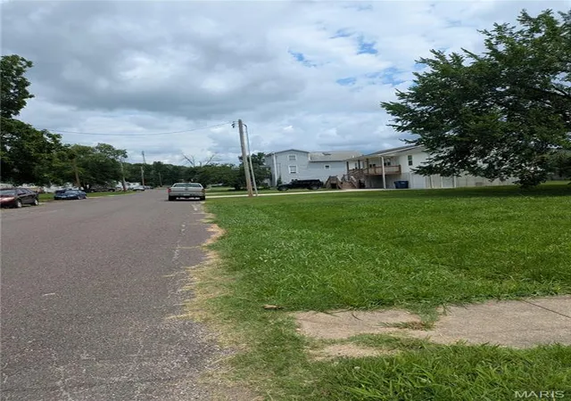 Land for sale at 0 S Second St, Pacific, MO 63069 | MLS# MIS26039701