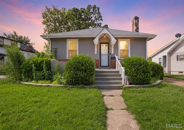Photo 1 of Sale Pending at 8828 Powell Ave, St Louis, MO 63144 | MLS# MIS26039708 | Listing updated on 2026-08-14