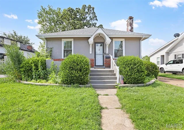 Photo 2 of Sale Pending at 8828 Powell Ave, St Louis, MO 63144 | MLS# MIS26039708 | Listing updated on 2026-08-14