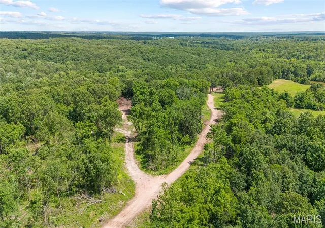 4th image of 000 Whitetail Ln, Barnette, MO 65011 | MLS# MIS26039710