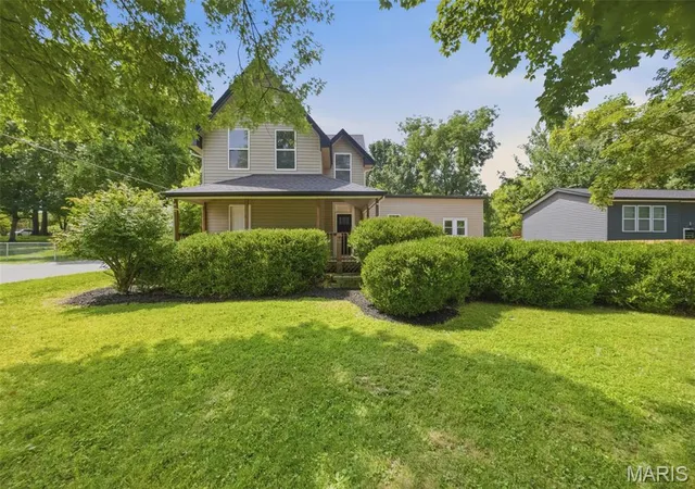 Photo 1 of Sale Pending at 90 W 3rd St, Pevely, MO 63070 | MLS# MIS26039725 | Listing updated on 2026-08-27