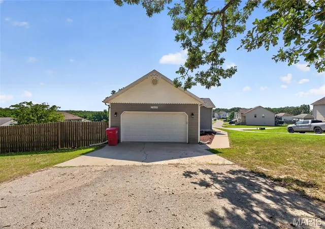 Homes for sale in Waynesville, MO | 23600 Roulette Rd, Waynesville, MO 65583 | MLS# MIS26039726