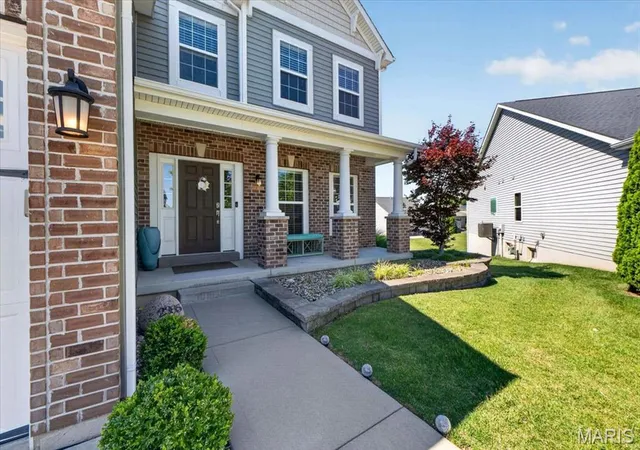 2nd image of 2385 Chemin Ave, Saint Charles, MO 63301 | MLS# MIS26039737