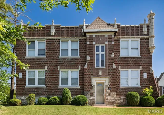Photo 3 of Multi family home for sale at 3801-11 Keokuk St, Saint Louis, MO 63116 | MLS# MIS26039746 | Listing updated on 2026-10-01