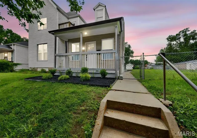 1st image of 7342 Vermont Ave, St Louis, MO 63111 | MLS# MIS26039772