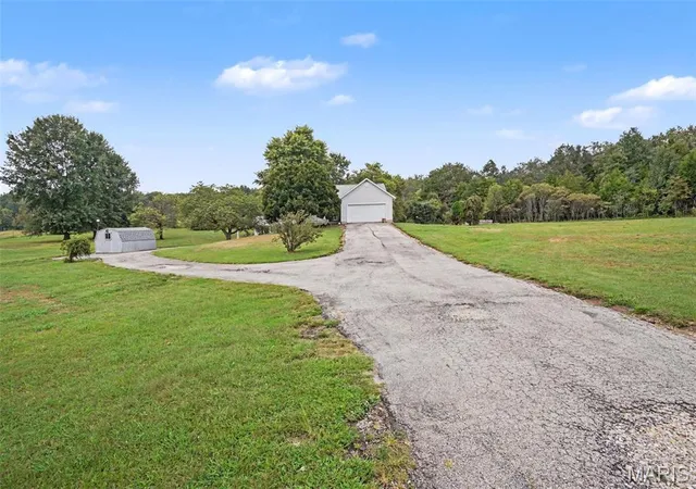 Photo 2 of Single family home for sale at 875 Crider Ln, Union, MO 63084 | MLS# MIS26039774 | Listing updated on 2026-09-17