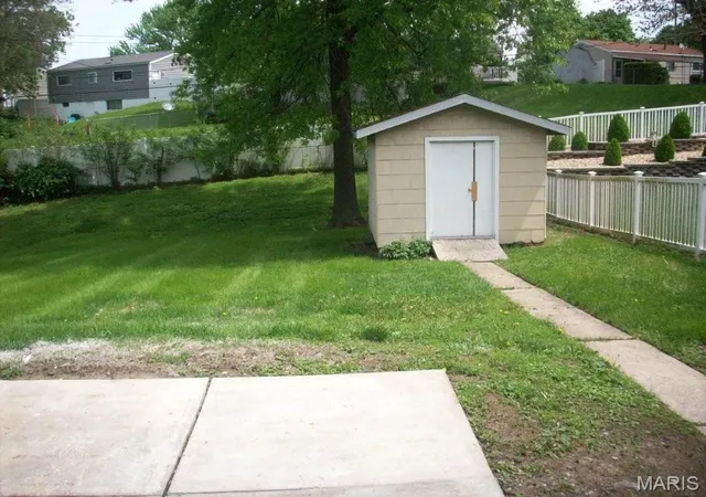 Homes for sale in Hazelwood, MO | 1617 Cork Ct, Hazelwood, MO 63042 | MLS# MIS26039787