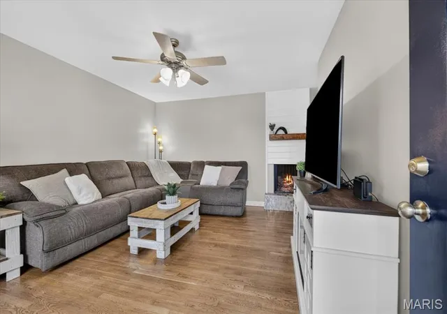 Photo 3 of Sale Pending at 1285 Flora Ln, Florissant, MO 63031 | MLS# MIS26039791 | Listing updated on 2026-08-09