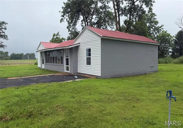 Homes for sale in Parma, MO | 1349 County Hwy, Parma, MO 63870 | MLS# MIS26039818