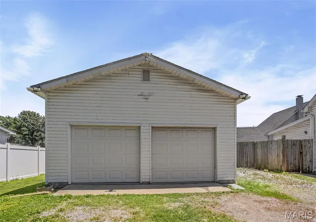Homes for sale in Mascoutah, IL | 323 W Church St, Mascoutah, IL 62258 | MLS# MIS26039830