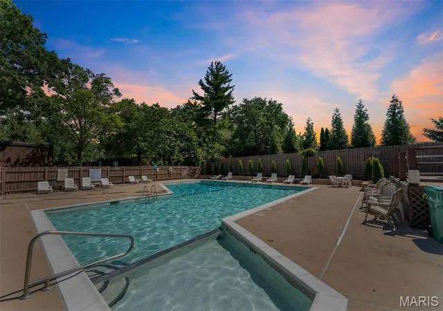 2nd image of 13485 Coliseum Dr, Chesterfield, MO 63017