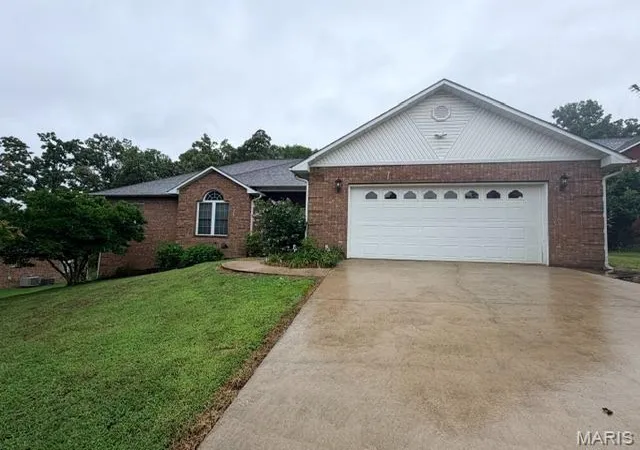 Homes for sale in Poplar Bluff, MO | 1810 Renee Ave, Poplar Bluff, MO 63901 | MLS# MIS26039872