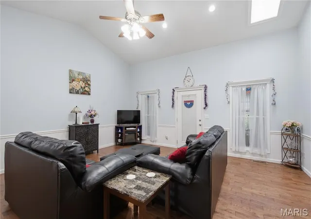 Photo 4 of Single family home for sale at 1810 Renee Ave, Poplar Bluff, MO 63901 | MLS# MIS26039872 | Listing updated on 2026-08-25