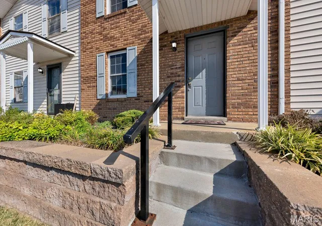 Photo 2 of Townhouse for sale at 1315 Sunny Ter Dr #C, O Fallon, MO 63366 | MLS# MIS26039874 | Listing updated on 2026-09-13