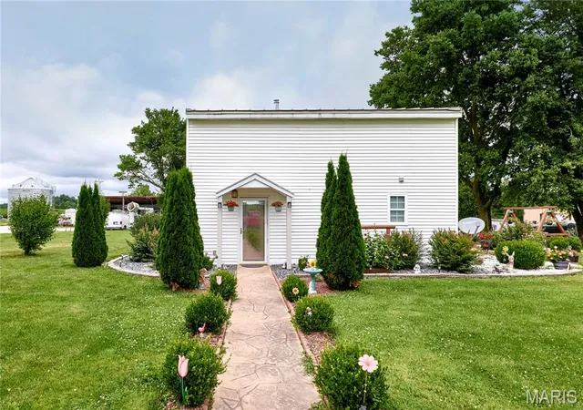 Homes for sale in Troy, MO | 394 Jacks Rd, Troy, MO 63379 | MLS# MIS26039907