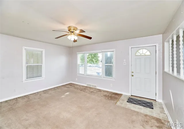 2nd image of 5 Ridgeview Ct, St Charles, MO 63301 | MLS# MIS26039914