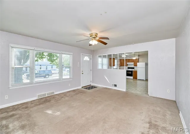 5th image of 5 Ridgeview Ct, St Charles, MO 63301 | MLS# MIS26039914