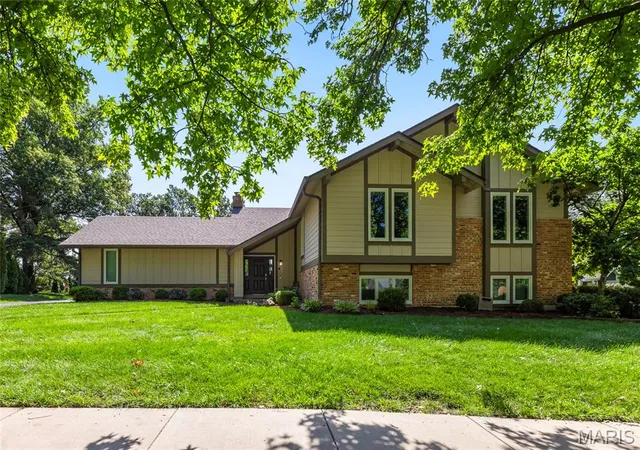 35th image of 1858 Oxborough Ct, Chesterfield, MO 63017 | MLS# MIS26039919