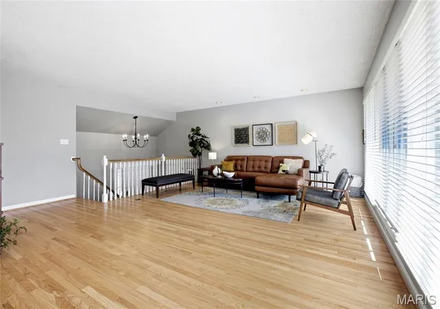 5th image of 1858 Oxborough Ct, Chesterfield, MO 63017 | MLS# MIS26039919