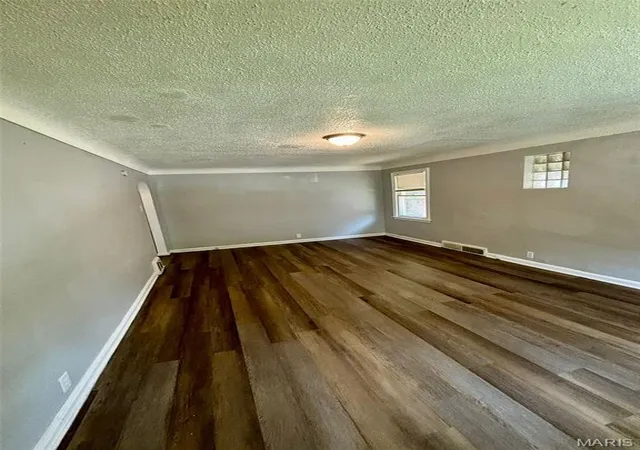 Photo 2 of Single family home for sale at 6035 Margaretta Ave, Saint Louis, MO 63120 | MLS# MIS26039929 | Listing updated on 2026-06-30