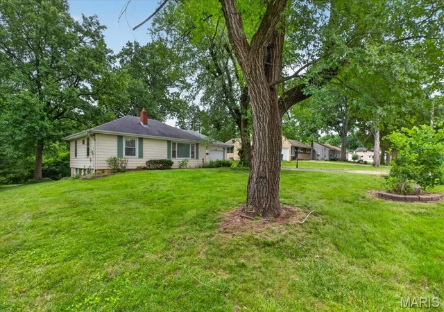 Homes for sale in Kirkwood, MO | 814 Arminda Ave, Kirkwood, MO 63122 | MLS# MIS26039941