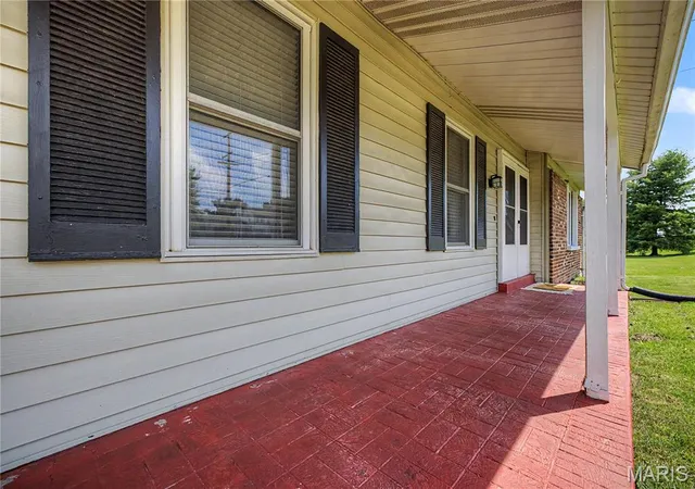 3rd image of 3080 Shackelford Rd, Florissant, MO 63031 | MLS# MIS26039950