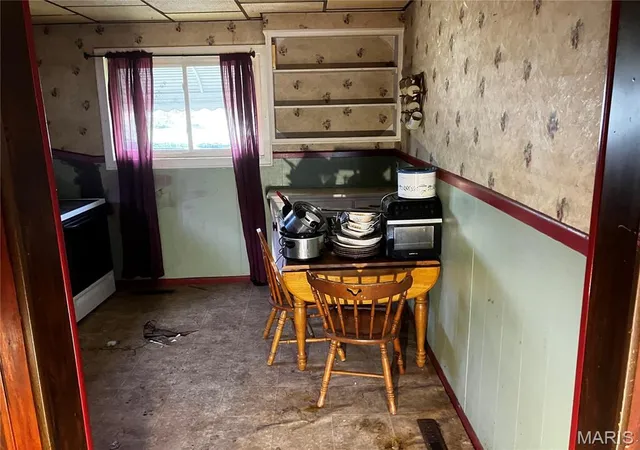 4th image of 215 W 4Th St, West Frankfort, IL 62896 | MLS# MIS26039962