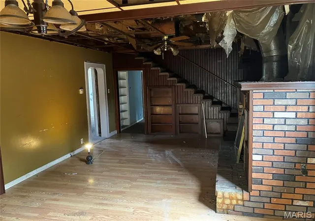 5th image of 215 W 4Th St, West Frankfort, IL 62896 | MLS# MIS26039962