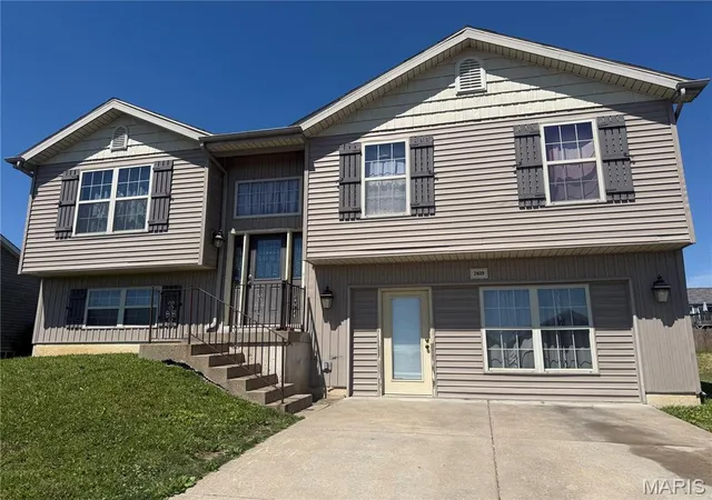 Homes for sale in Warrenton, MO | 2409 Anthony Steven Ct, Warrenton, MO 63383 | MLS# MIS26039965