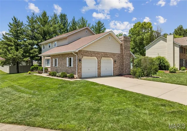 Homes for sale in Troy, IL | 945 Ivy Ct, Troy, IL 62294 | MLS# MIS26039966