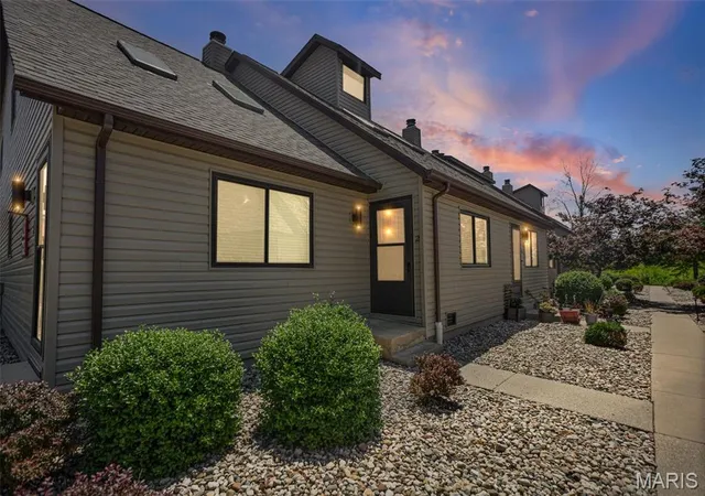 1st image of 401 Ponderosa #2, O'fallon, IL 62269 | MLS# MIS26039969