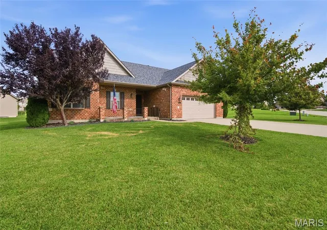 Homes for sale in Columbia, IL | 548 Wernings Dr, Columbia, IL 62236 | MLS# MIS26039973