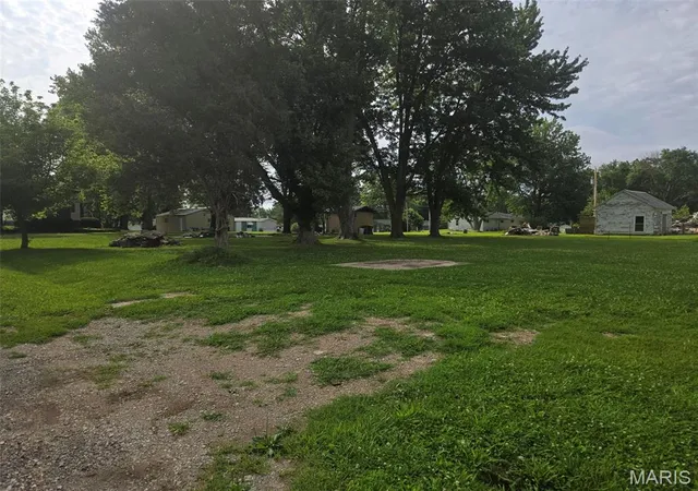 Homes for sale in Keyesport, IL | 0 4th St, Keyesport, IL 62253 | MLS# MIS26039985