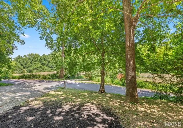 5th image of 14355 Charter Church Rd, De Soto, MO 63020 | MLS# MIS26039993