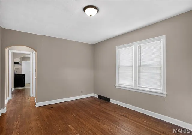 Photo 4 of Single family home for sale at 7124 Dawson Pl, Saint Louis, MO 63136 | MLS# MIS26040022 | Listing updated on 2026-10-08