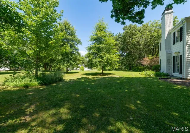 44th image of 1 E Weldon Springs Heights Dr, Weldon Spring, MO 63304 | MLS# MIS26040028