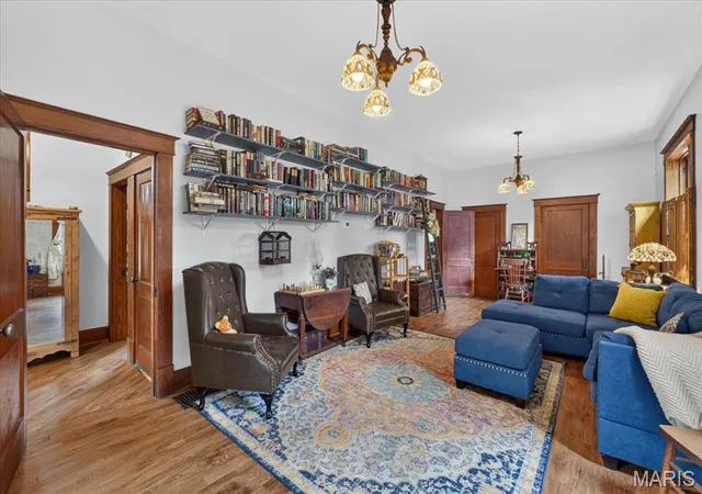 Homes for sale in Columbia, IL | 634 N Metter Ave, Columbia, IL 62236 | MLS# MIS26040058