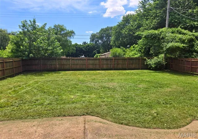 19th image of 170 Ruth Dr, Florissant, MO 63031 | MLS# MIS26040065