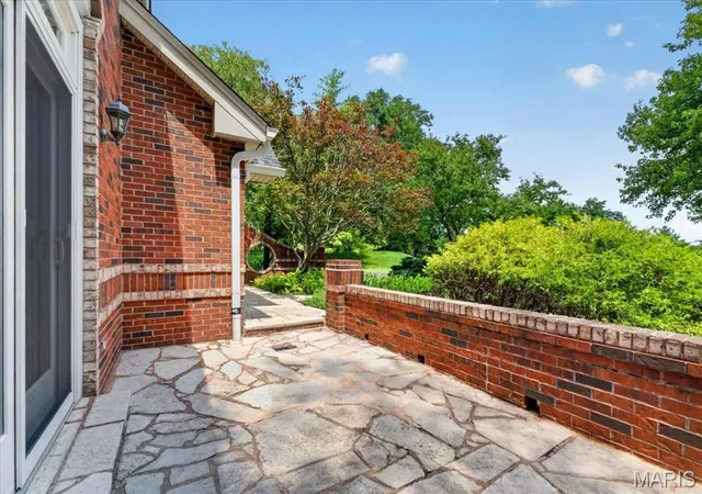 Photo 4 of Single family home for sale at 277 Larimore Valley Dr, Wildwood, MO 63005 | MLS# MIS26040077 | Listing updated on 2026-09-14