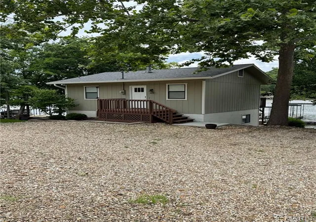 Homes for sale in Camdenton, MO | 305 Aarons Point Dr, Camdenton, MO 65020 | MLS# MIS26040089
