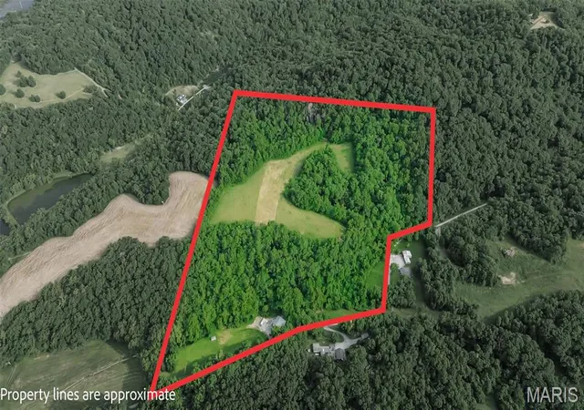 4th image of 575 Schleeper Hollow Rd, Hardin, IL 62047 | MLS# MIS26040099