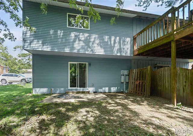 Homes for sale in Belleville, IL | 533 Vicksburg Dr, Belleville, IL 62221 | MLS# MIS26040107