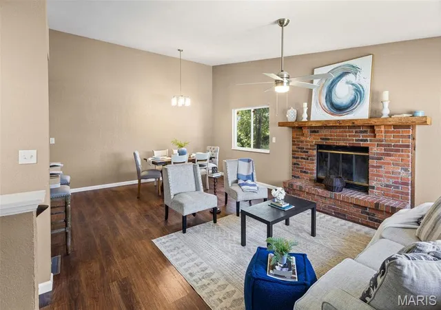 Homes for sale in Belleville, IL | 533 Vicksburg Dr, Belleville, IL 62221 | MLS# MIS26040107