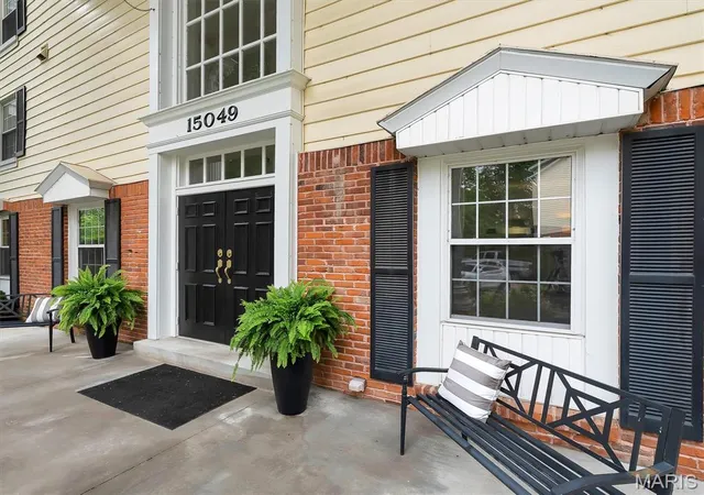 2nd image of 15049 Claymoor Ct #13, Chesterfield, MO 63017 | MLS# MIS26040109