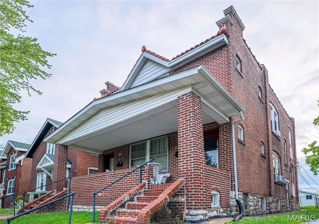 Photo 3 of Multi family home for sale at 3185 Portis Ave, St Louis, MO 63116 | MLS# MIS26040127 | Listing updated on 2026-09-04