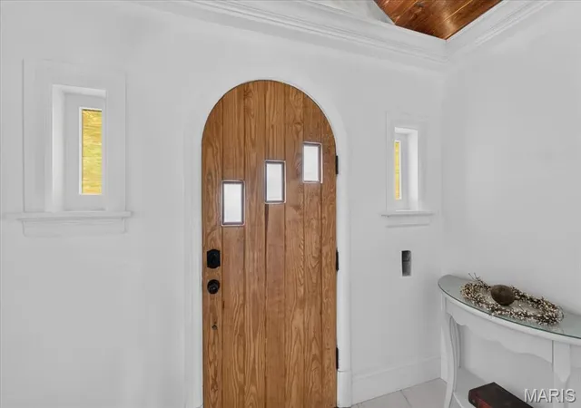 Photo 3 of Single family home for sale at 5800 Pershing Ave, St Louis, MO 63112 | MLS# MIS26040165 | Listing updated on 2026-08-23